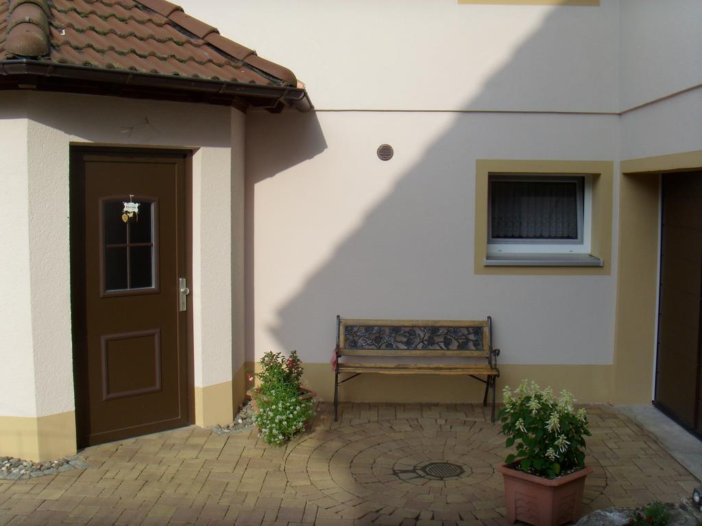 Ferienwohnung Adelheid Eggenbach Bagian luar foto